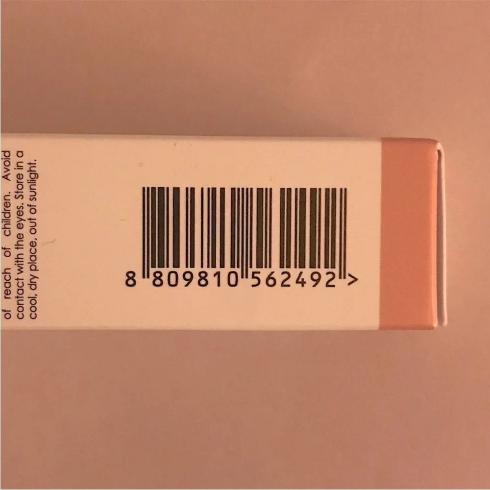 Glowiest Dream Glow Tinted Lip Oil 3-in-1 Formula in 002 Nude Mauve, 5.7 g
